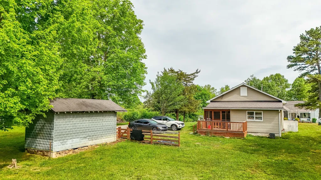 1731 W Gordon Hill Pike Corbin KY 40701