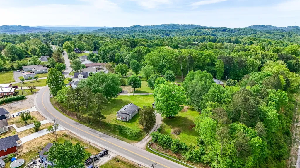1731 W Gordon Hill Pike Corbin KY 40701