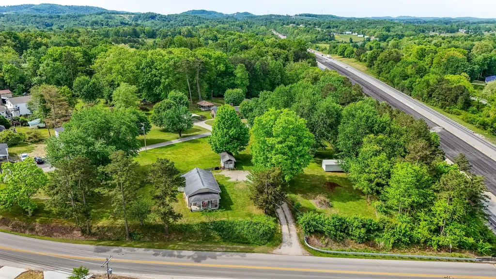 1731 W Gordon Hill Pike Corbin KY 40701