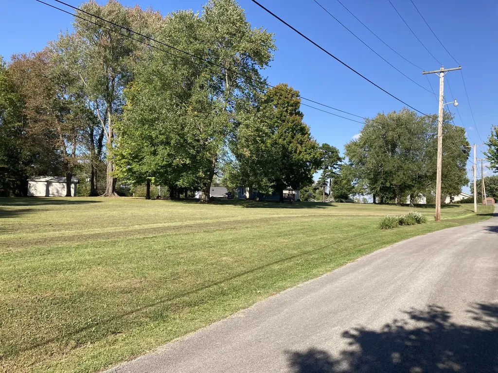 1731 W Gordon Hill Pike Corbin KY 40701