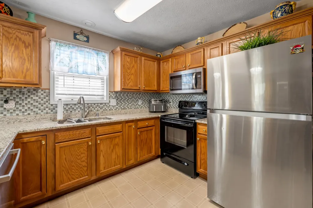 200 Kevin Drive Nicholasville KY 40356
