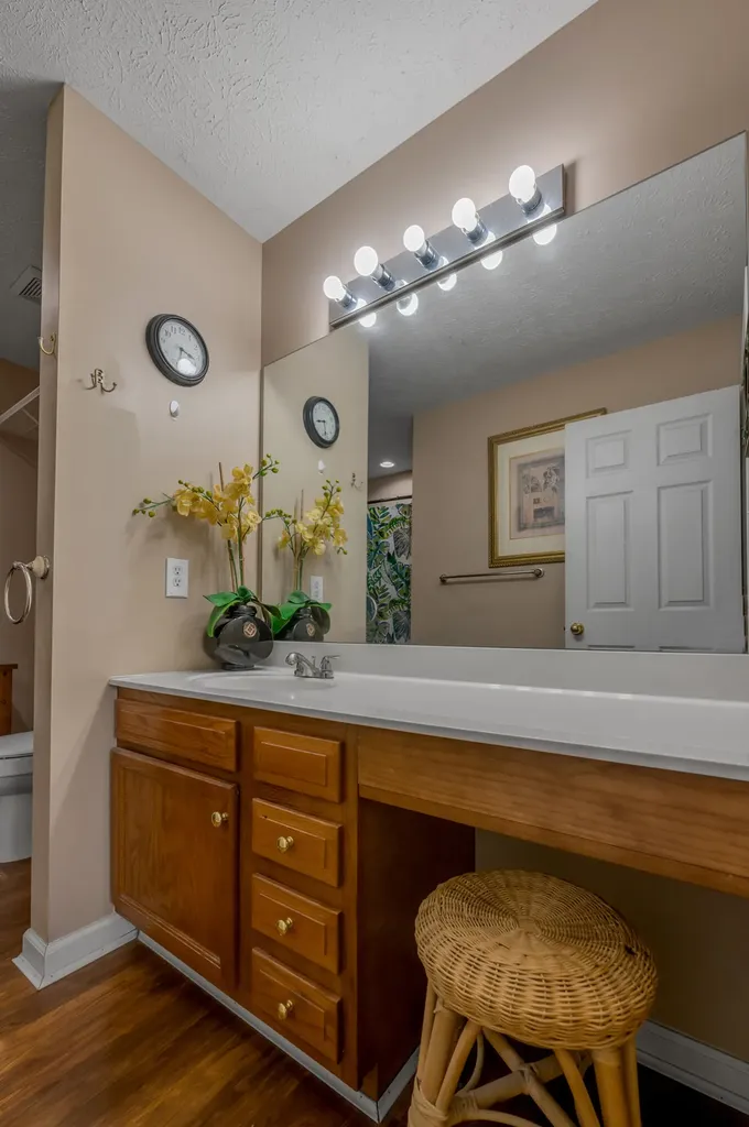 200 Kevin Drive Nicholasville KY 40356