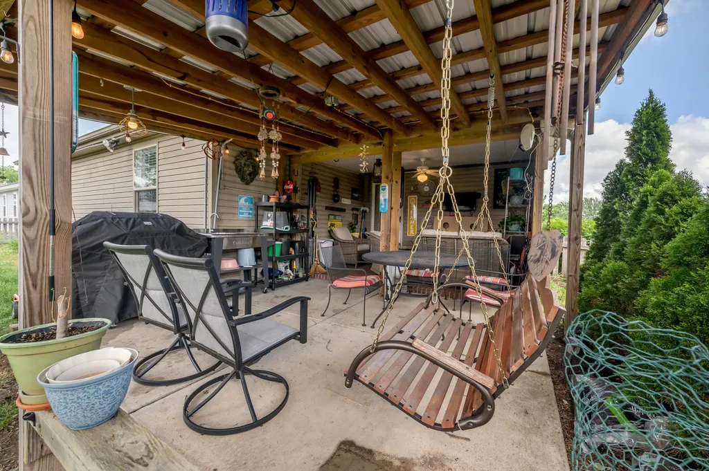 200 Kevin Drive Nicholasville KY 40356