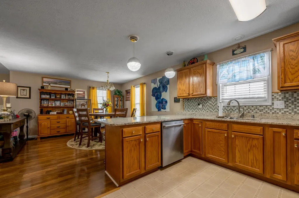 200 Kevin Drive Nicholasville KY 40356
