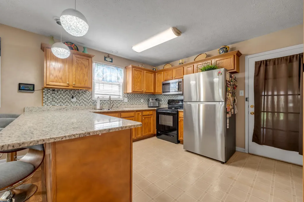 200 Kevin Drive Nicholasville KY 40356