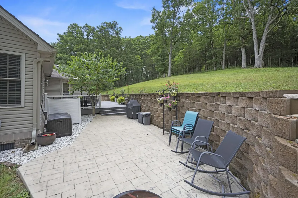 352 Suterville Road Stamping Ground KY 40379