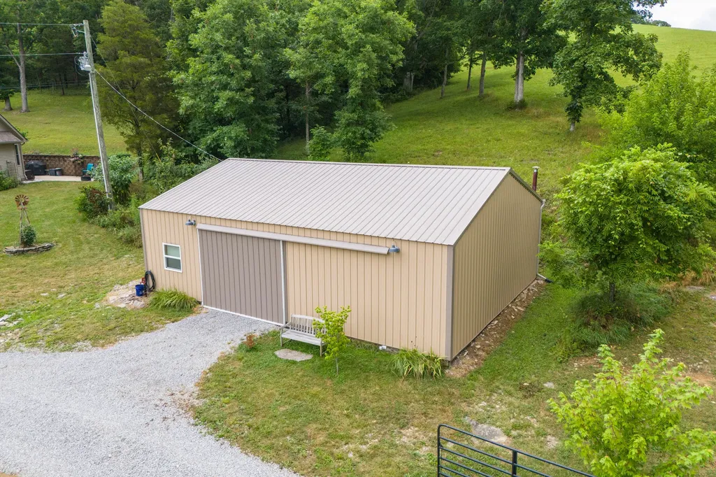 352 Suterville Road Stamping Ground KY 40379