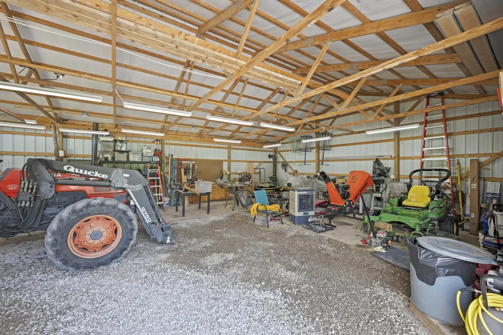 352 Suterville Road Stamping Ground KY 40379