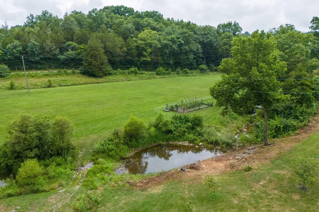 352 Suterville Road Stamping Ground KY 40379