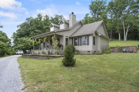 352 Suterville Road Stamping Ground KY 40379