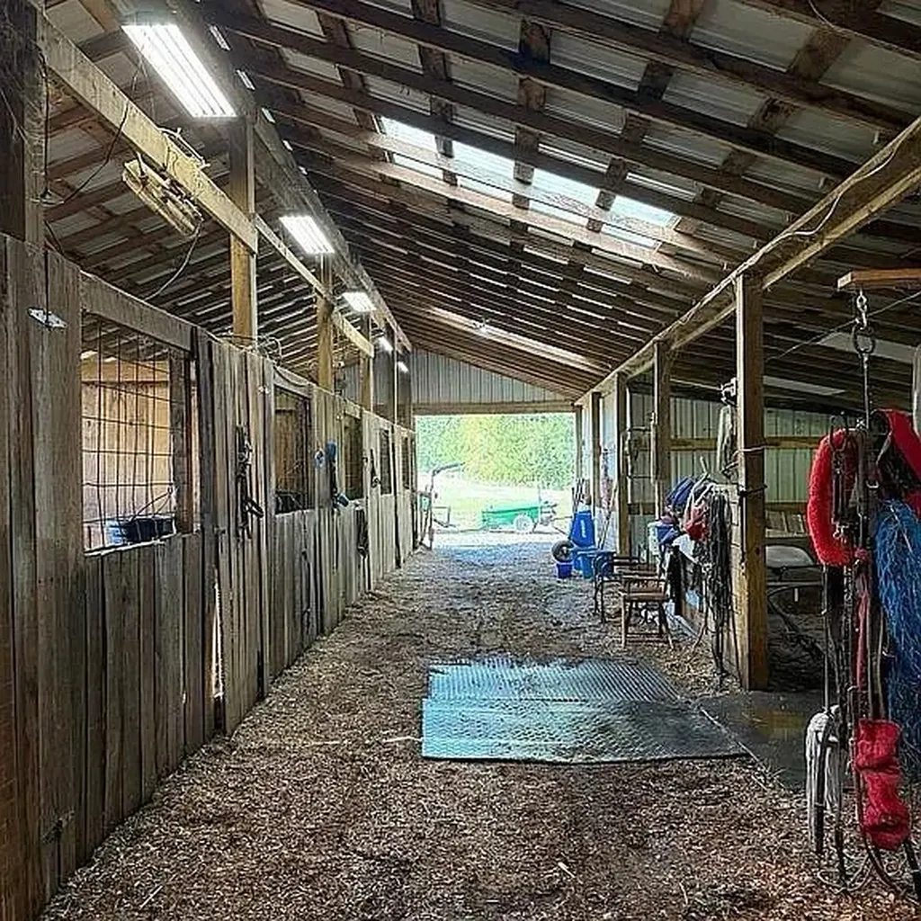 620 Norris Road Hustonville KY 40437