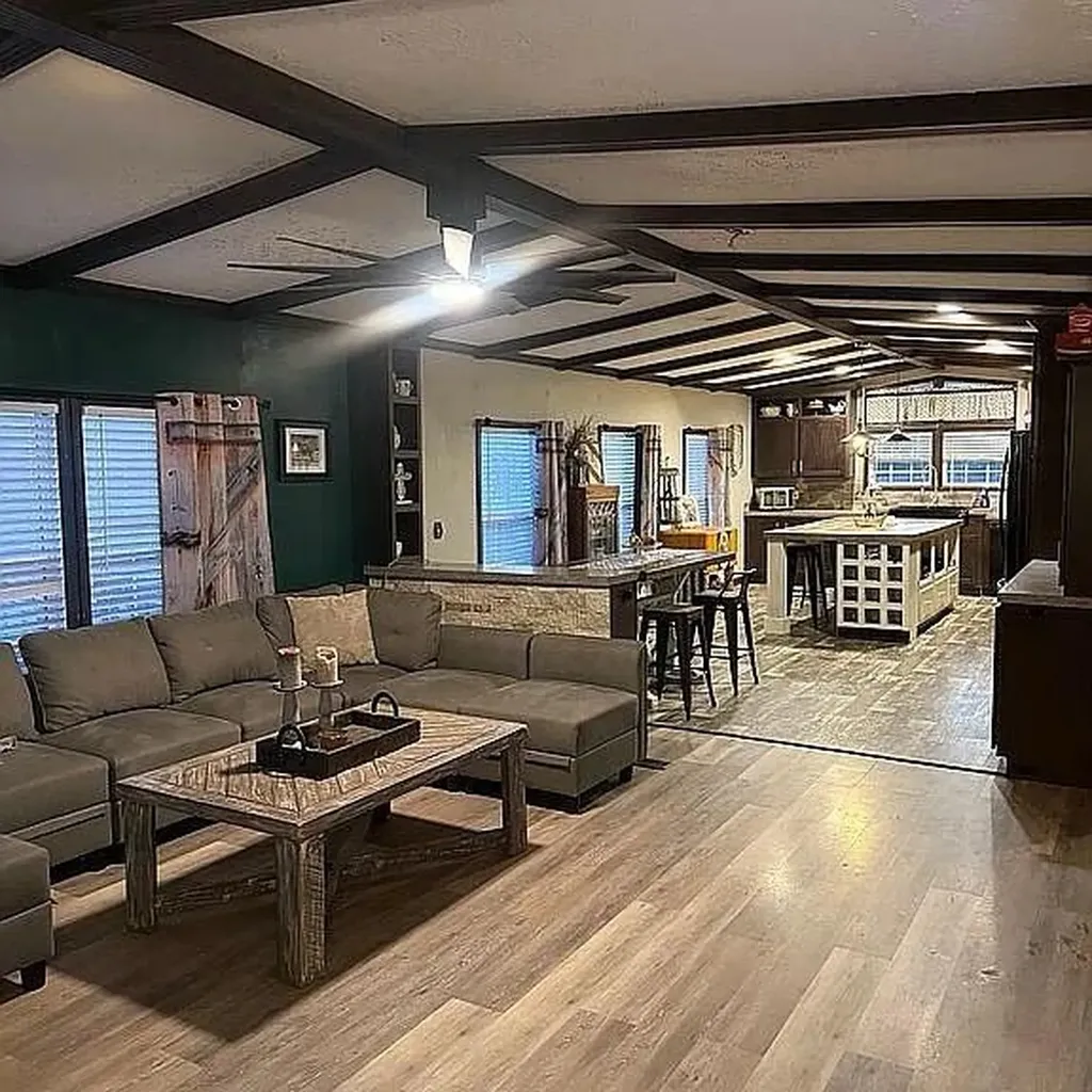 620 Norris Road Hustonville KY 40437