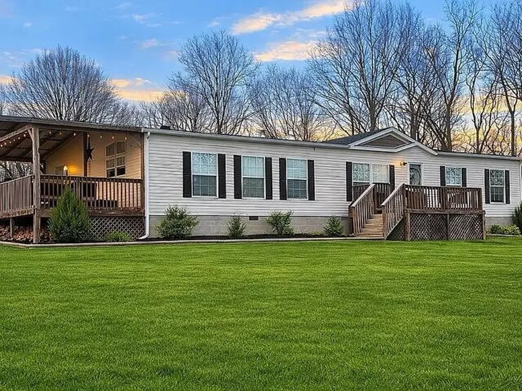 620 Norris Road Hustonville KY 40437