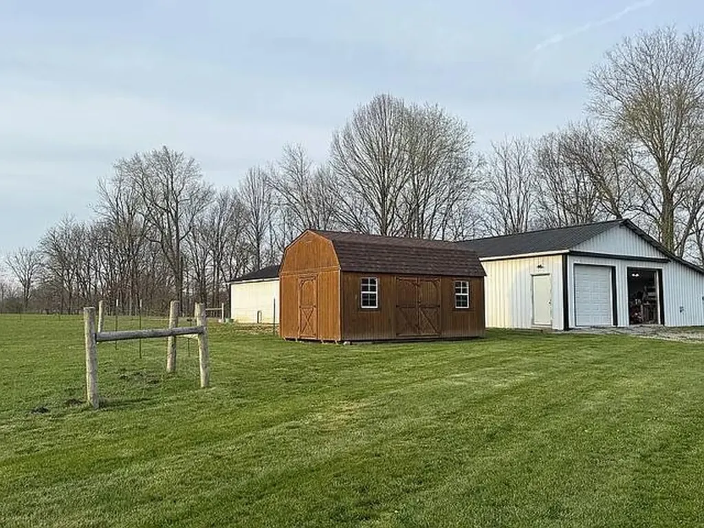 620 Norris Road Hustonville KY 40437