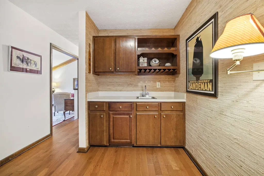 3382 Ridgecane Road Lexington KY 40513