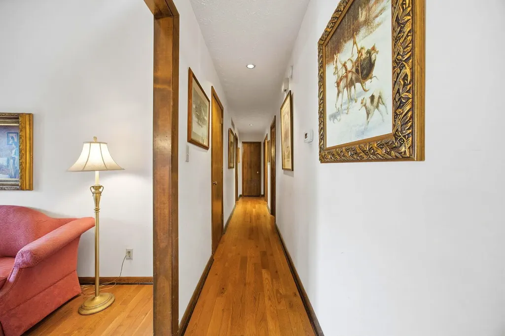 3382 Ridgecane Road Lexington KY 40513