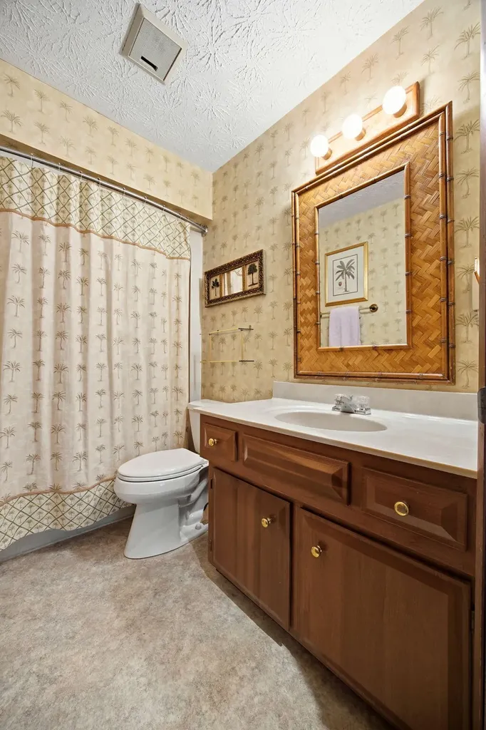 3382 Ridgecane Road Lexington KY 40513