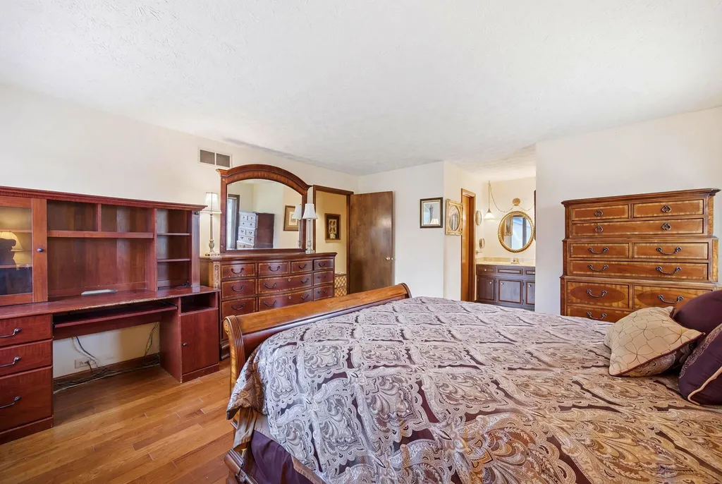 3382 Ridgecane Road Lexington KY 40513