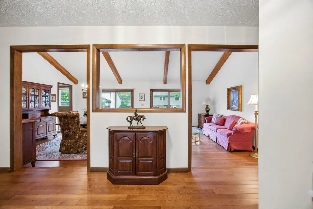 3382 Ridgecane Road Lexington KY 40513
