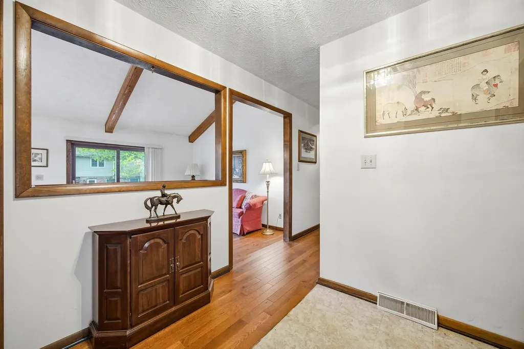 3382 Ridgecane Road Lexington KY 40513