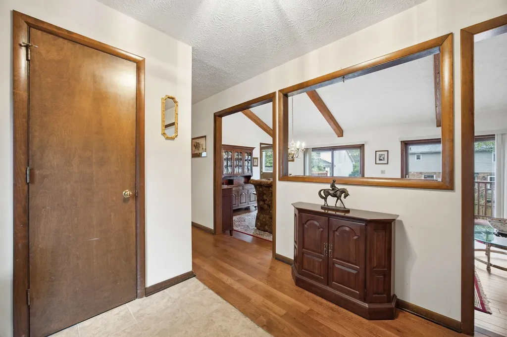 3382 Ridgecane Road Lexington KY 40513