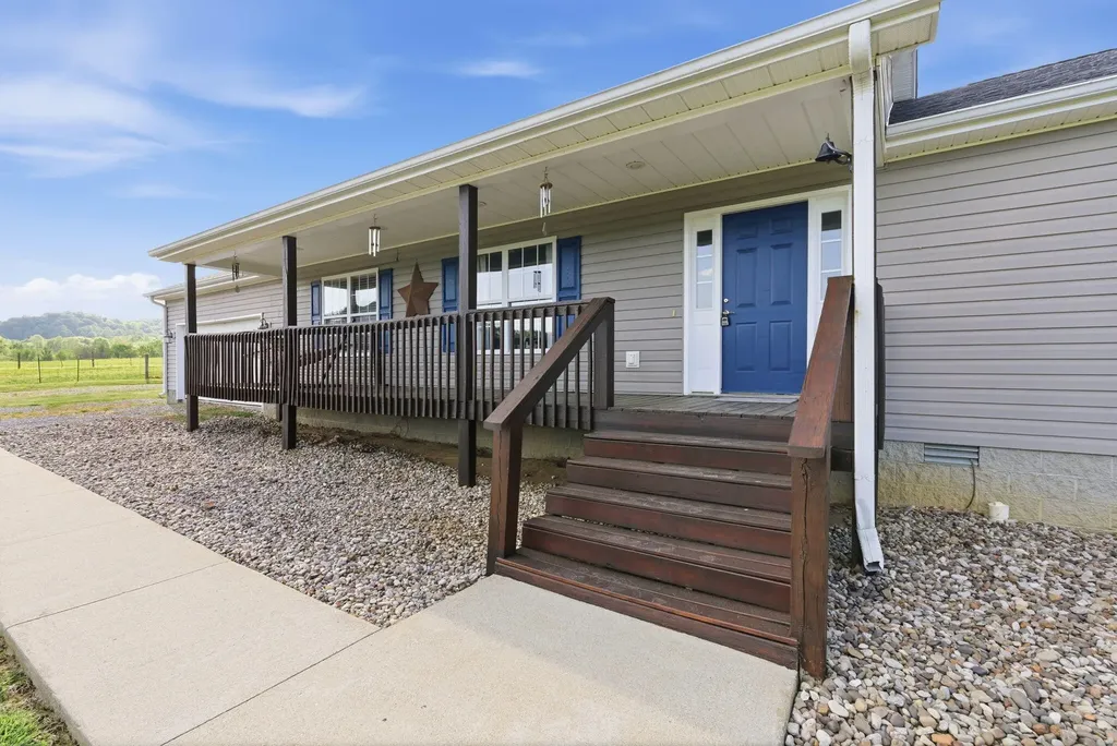 1782 Harris Creek Road Stanford KY 40484