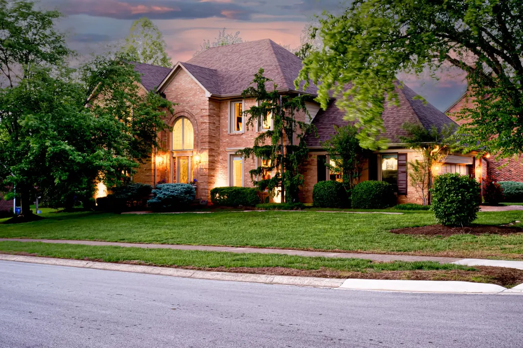 14307 Oak Bluff Court Louisville KY 40245