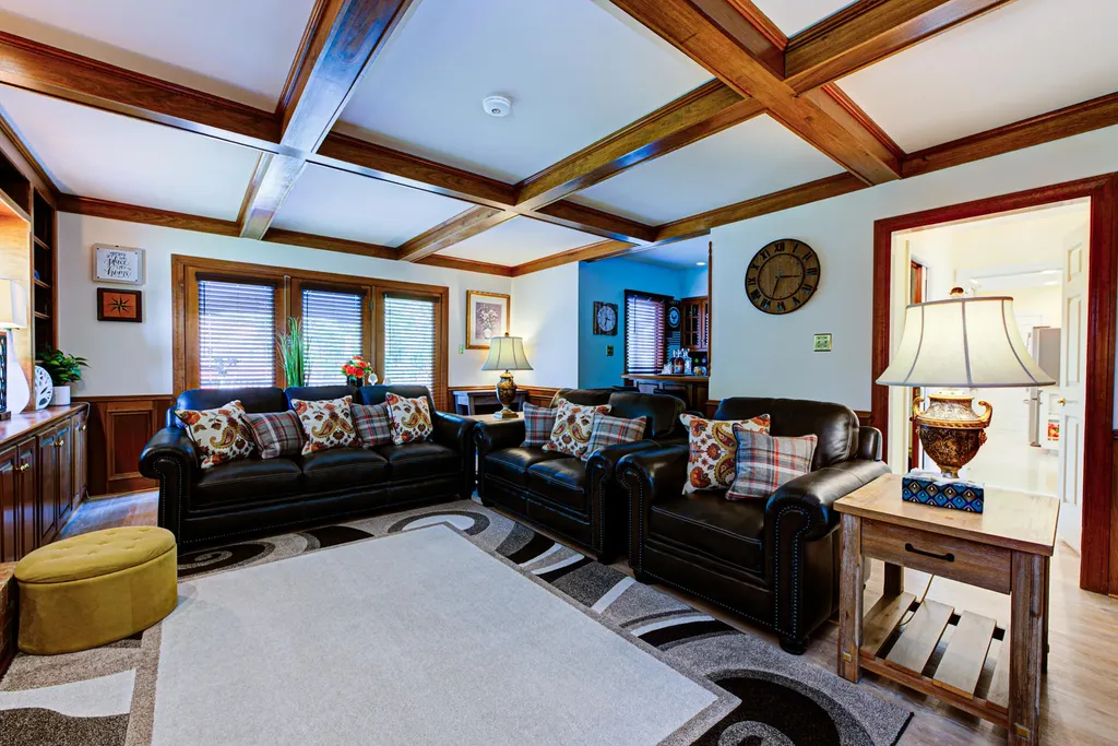 14307 Oak Bluff Court Louisville KY 40245