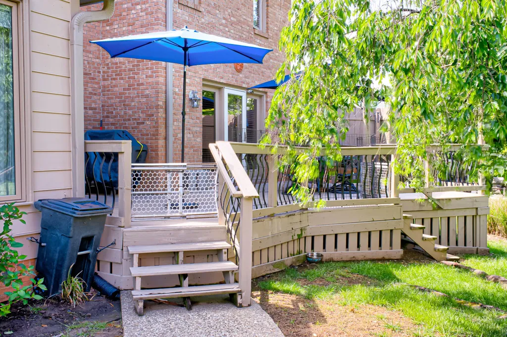 14307 Oak Bluff Court Louisville KY 40245