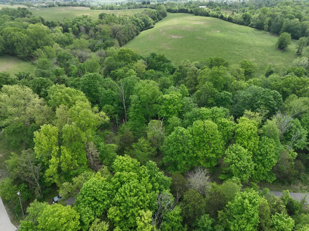 582 Overlook Drive Lancaster KY 40444