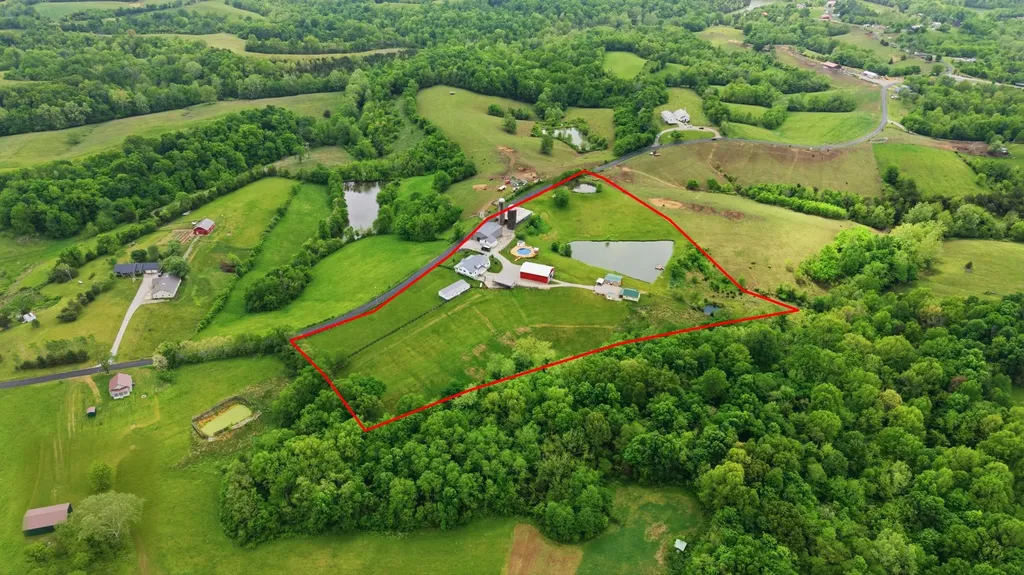 255 Rockbridge Lane Willisburg KY 40078