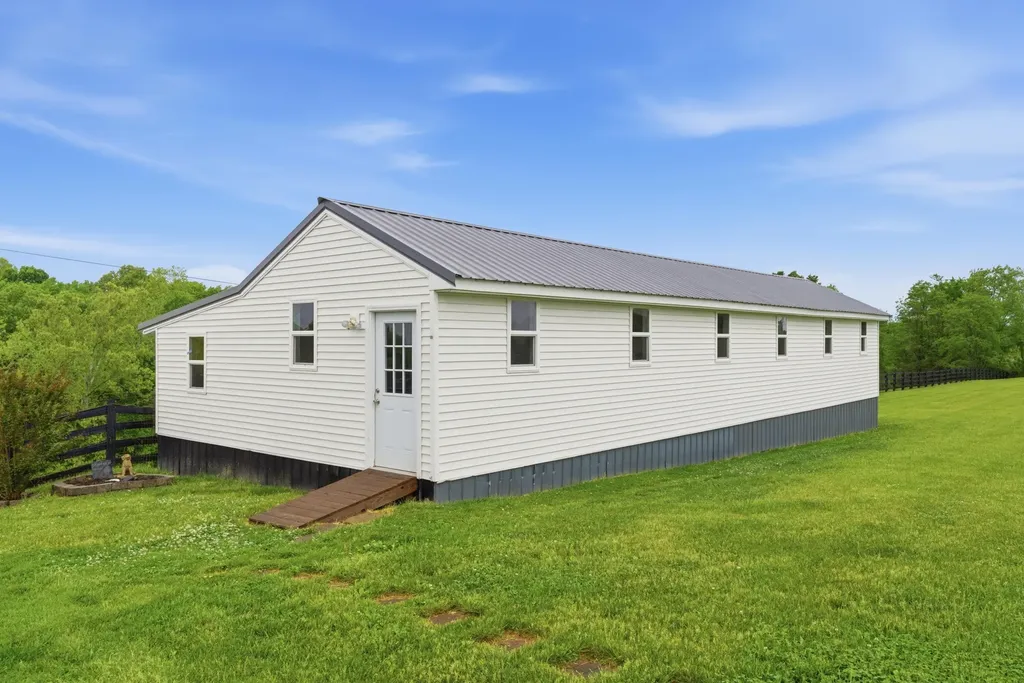 255 Rockbridge Lane Willisburg KY 40078