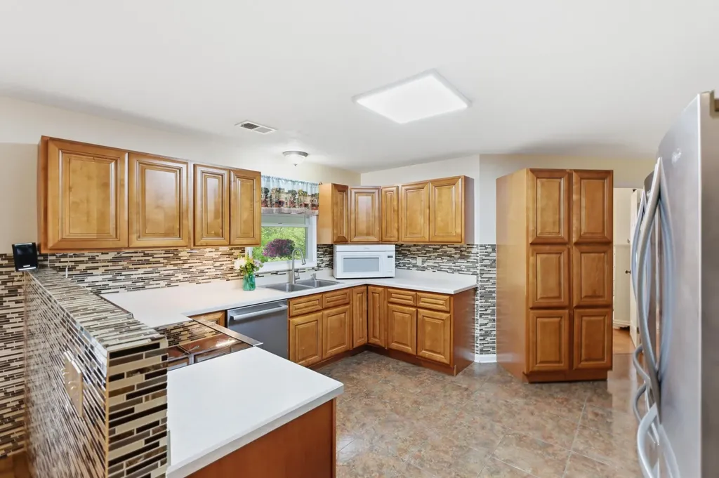 255 Rockbridge Lane Willisburg KY 40078