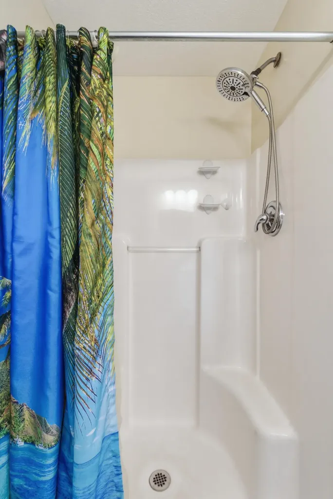 255 Rockbridge Lane Willisburg KY 40078