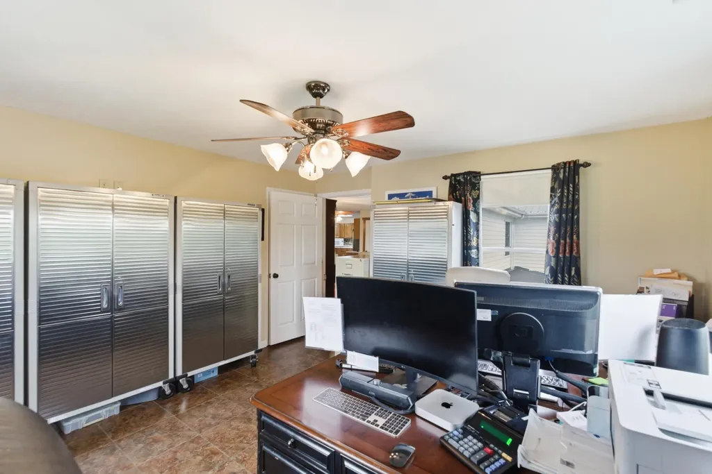 255 Rockbridge Lane Willisburg KY 40078
