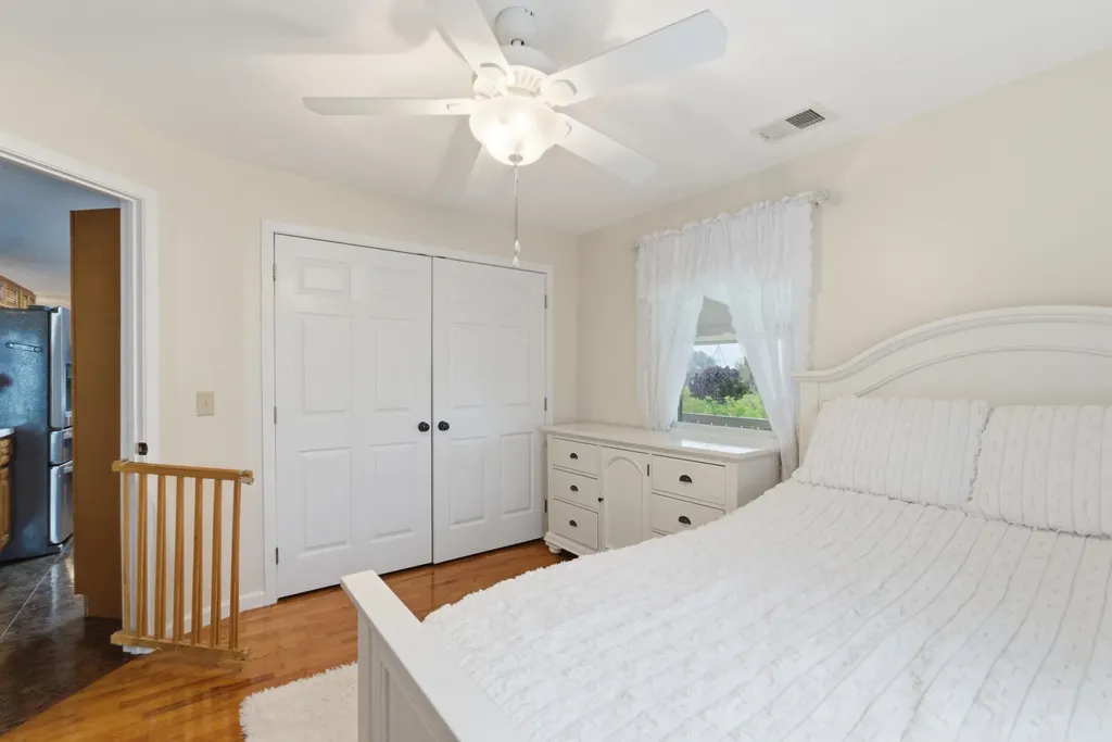 255 Rockbridge Lane Willisburg KY 40078