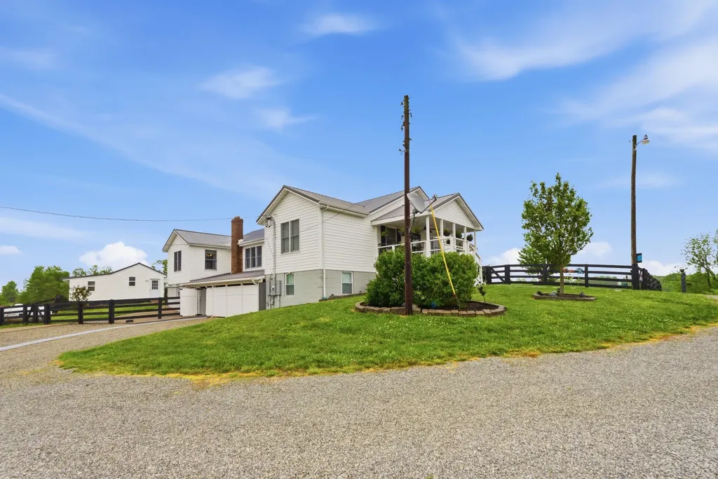 255 Rockbridge Lane Willisburg KY 40078