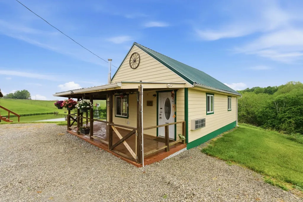 255 Rockbridge Lane Willisburg KY 40078