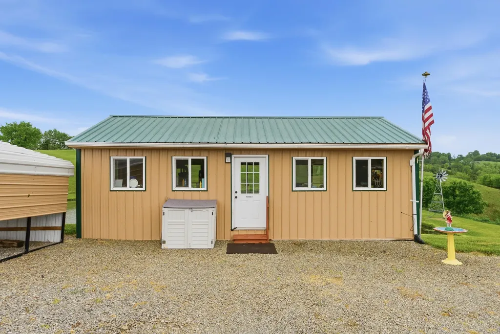 255 Rockbridge Lane Willisburg KY 40078