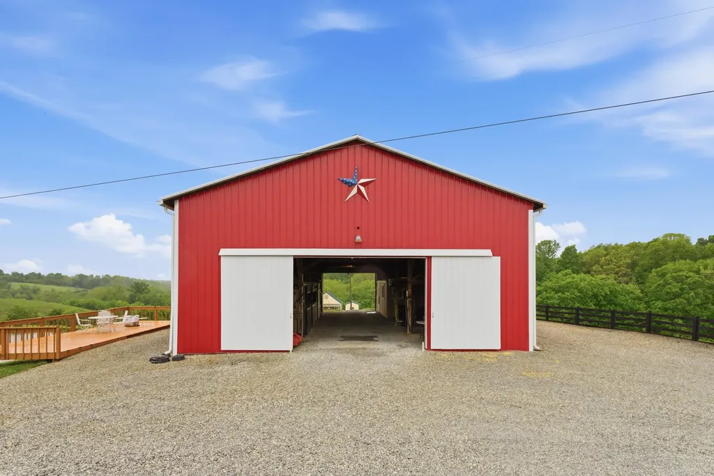 255 Rockbridge Lane Willisburg KY 40078