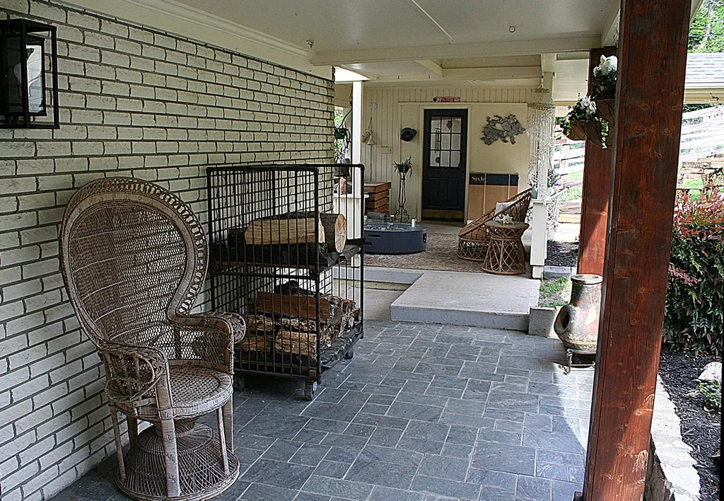 926 Chimney Rock Road Harrodsburg KY 40330