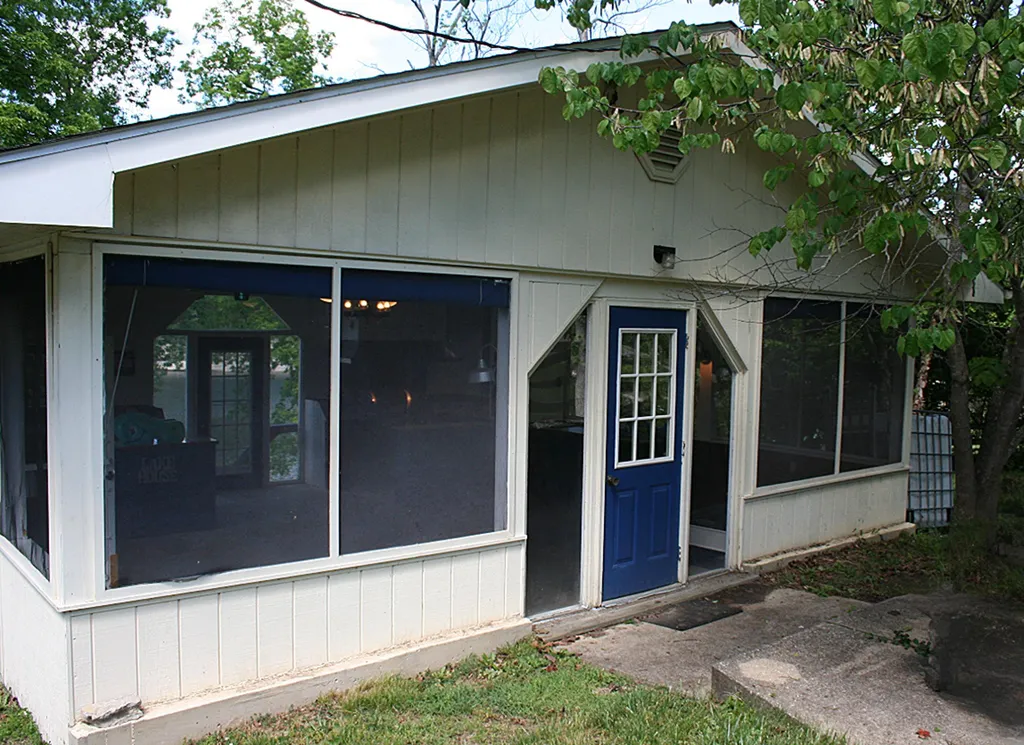 926 Chimney Rock Road Harrodsburg KY 40330