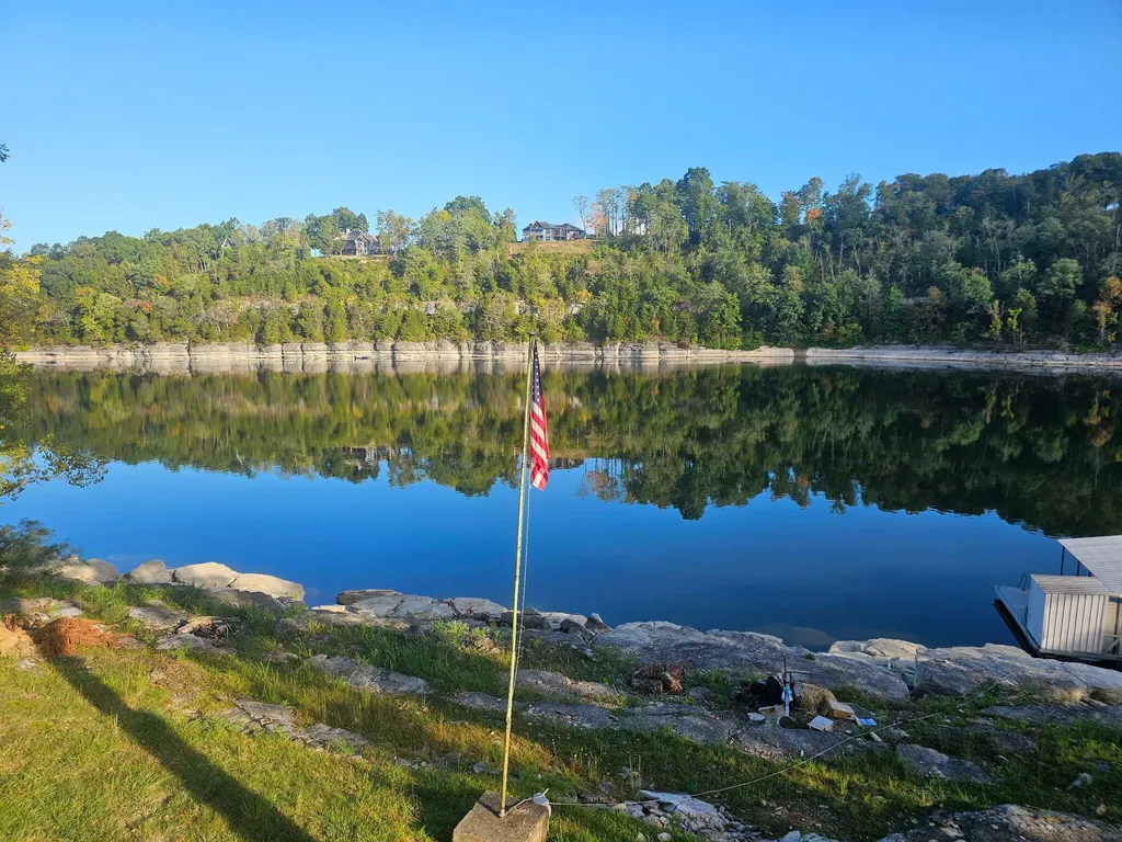 926 Chimney Rock Road Harrodsburg KY 40330