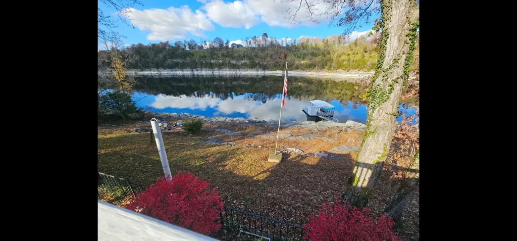 926 Chimney Rock Road Harrodsburg KY 40330