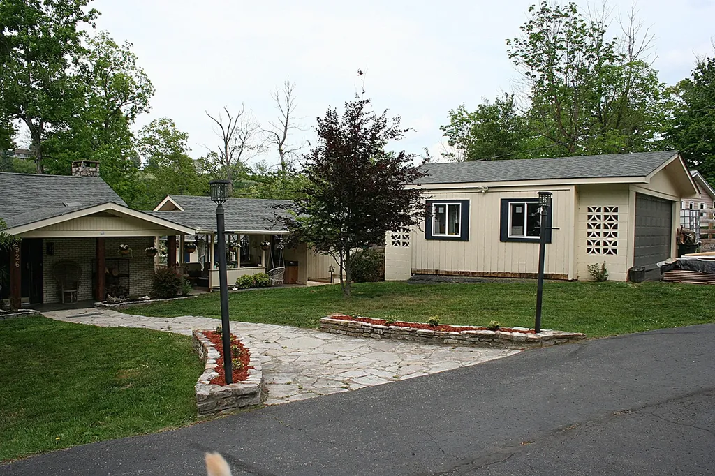 926 Chimney Rock Road Harrodsburg KY 40330