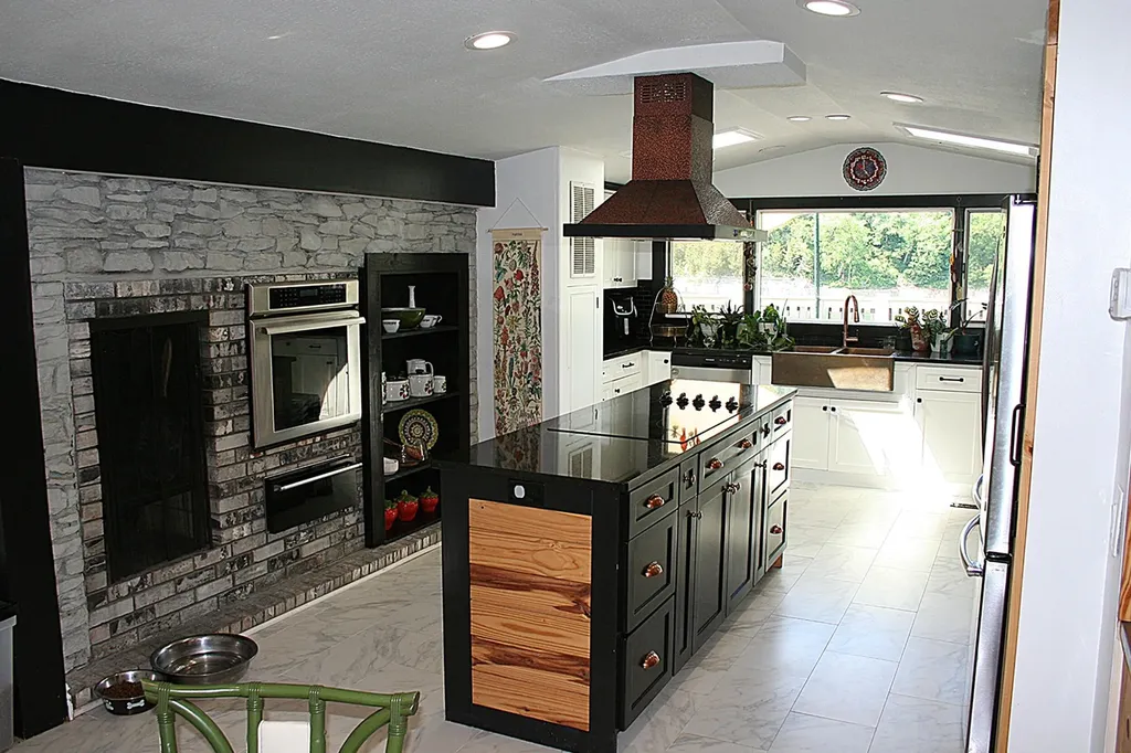 926 Chimney Rock Road Harrodsburg KY 40330