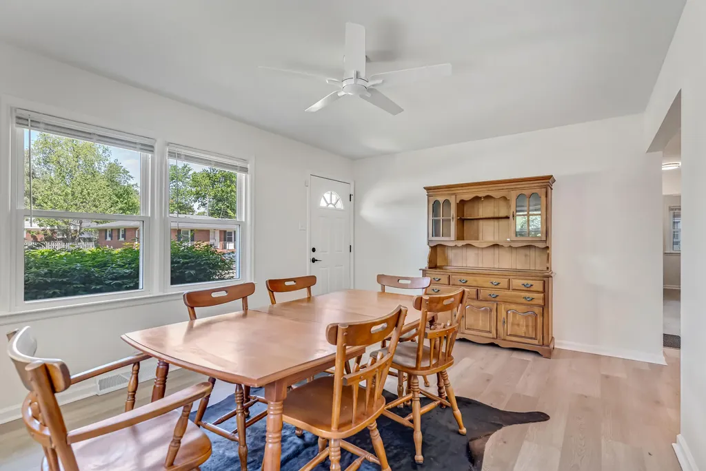 118 Georgia Street Versailles KY 40383