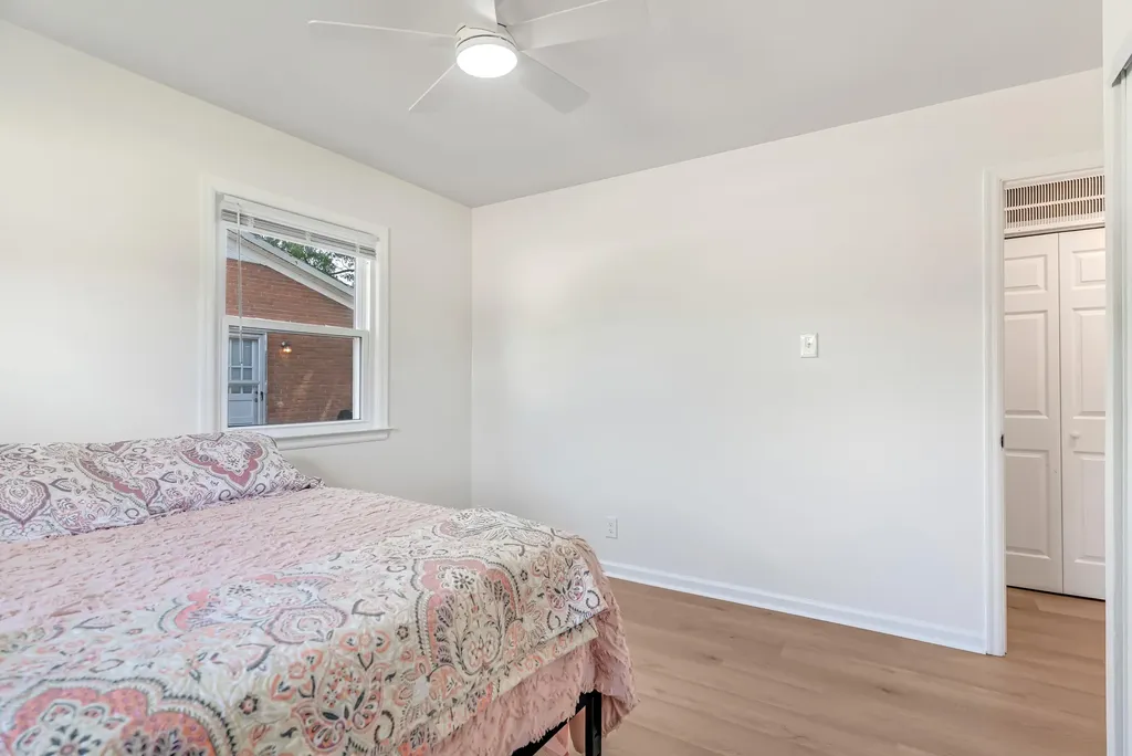 118 Georgia Street Versailles KY 40383