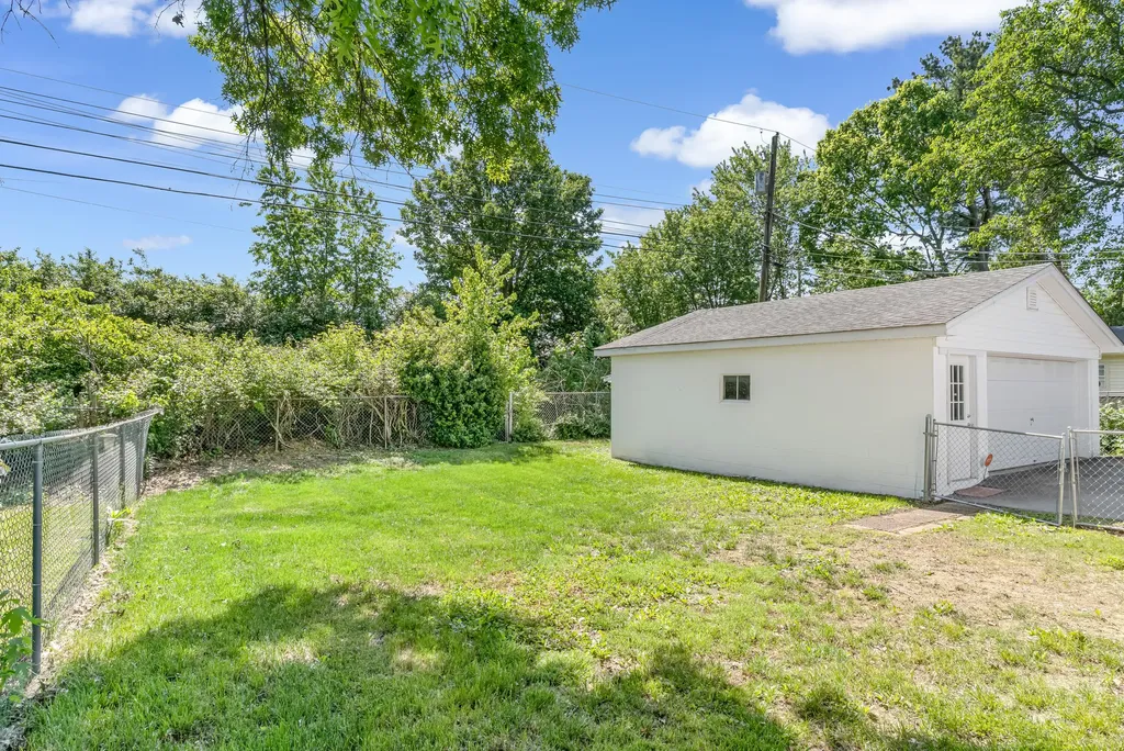 118 Georgia Street Versailles KY 40383