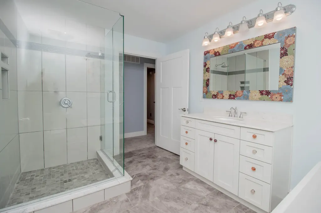 1025 Crestwood Heights Paris KY 40361